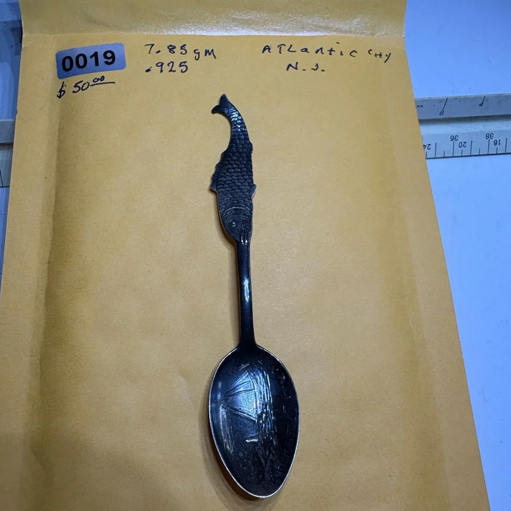 Silver Fish Handle Spoon - Picture 1 of 1